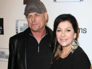 Read more about the article Details Cause of Death of Marina Sirtis’ Husband Michael Lamper